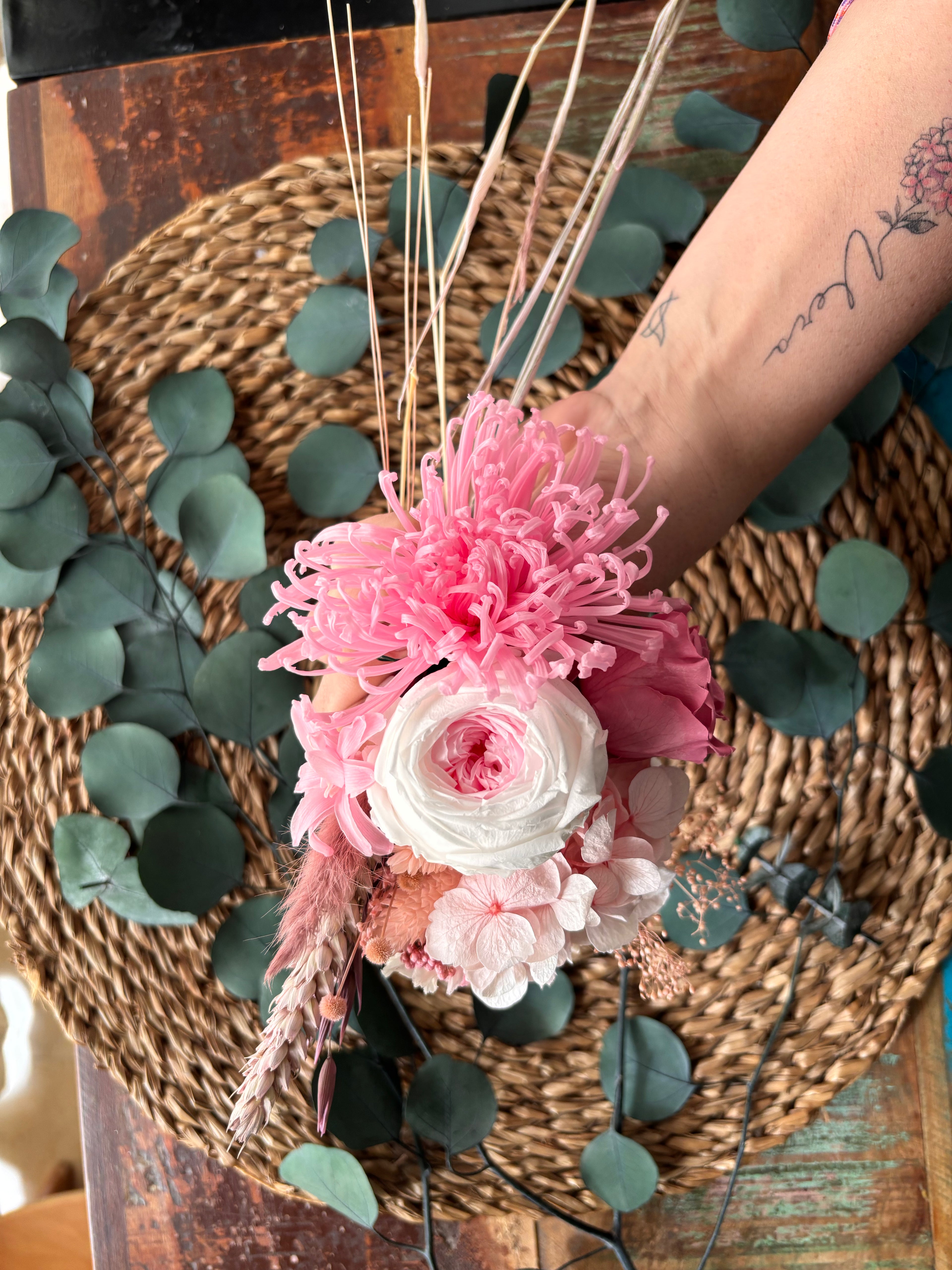 Inicial floral completa