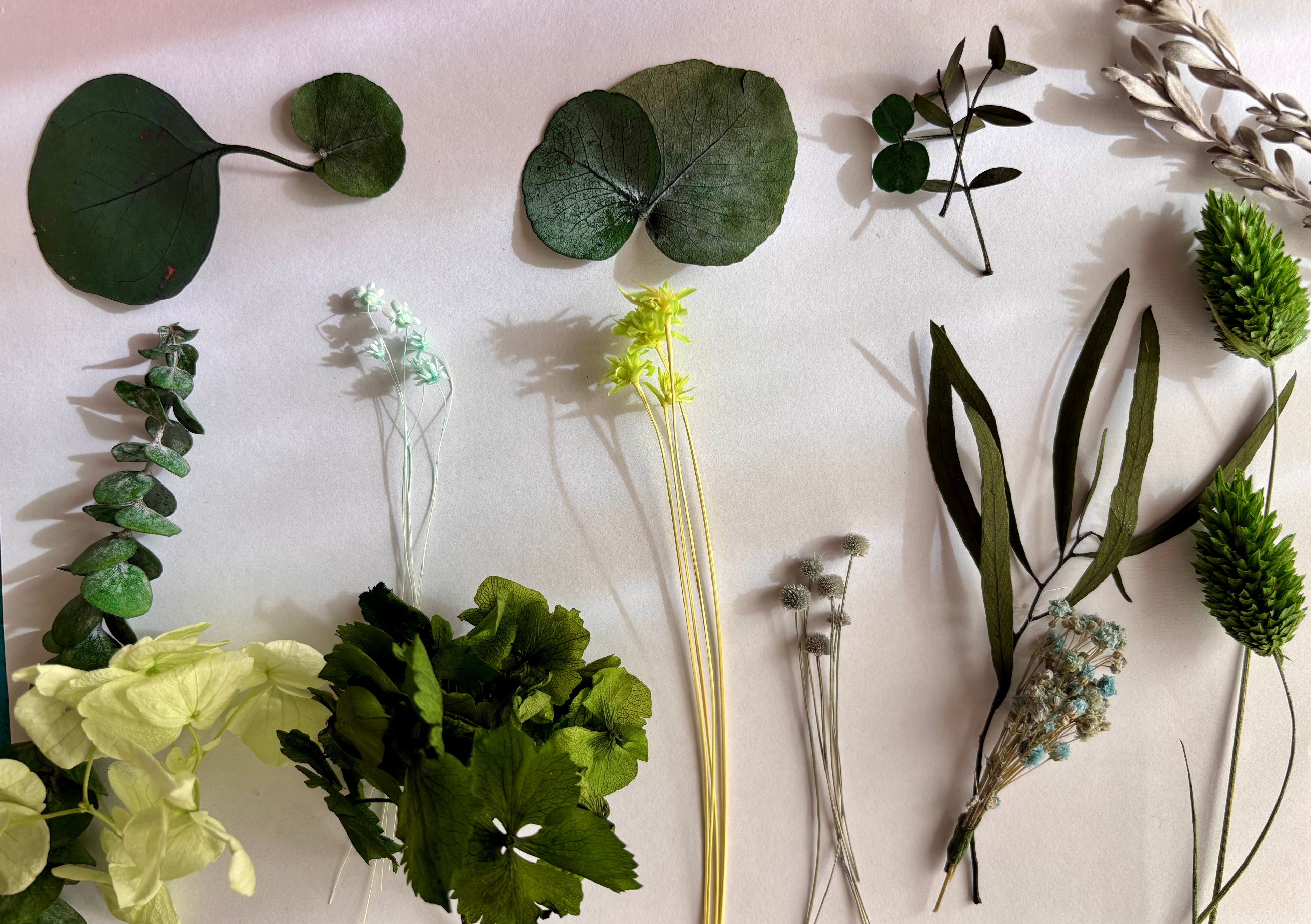 Centro colgante en marco de madera